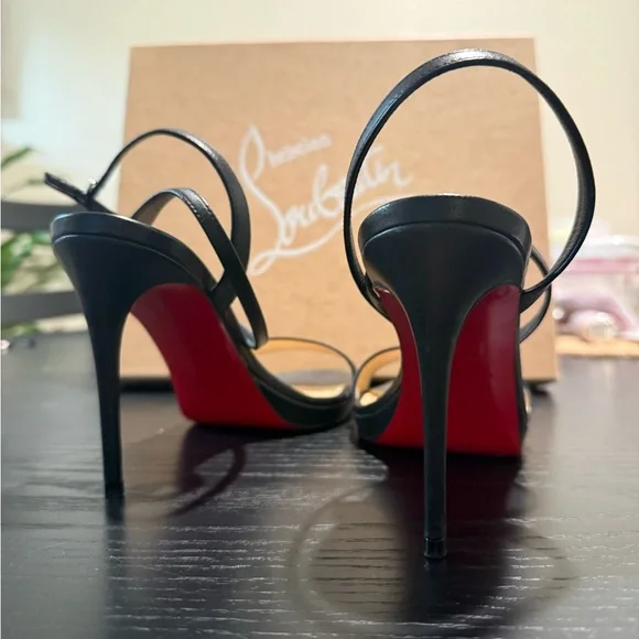 Christian Louboutin 100M Loubi Queen Sandal Nappa Leather - Picture 9 of 16